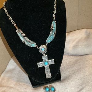 Necklace Earring Set
